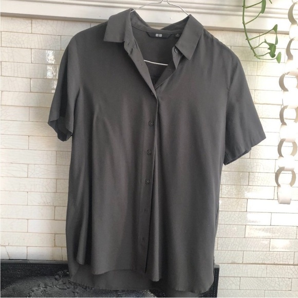 Uniqlo gray button down top blouse XS - Picture 1 of 3
